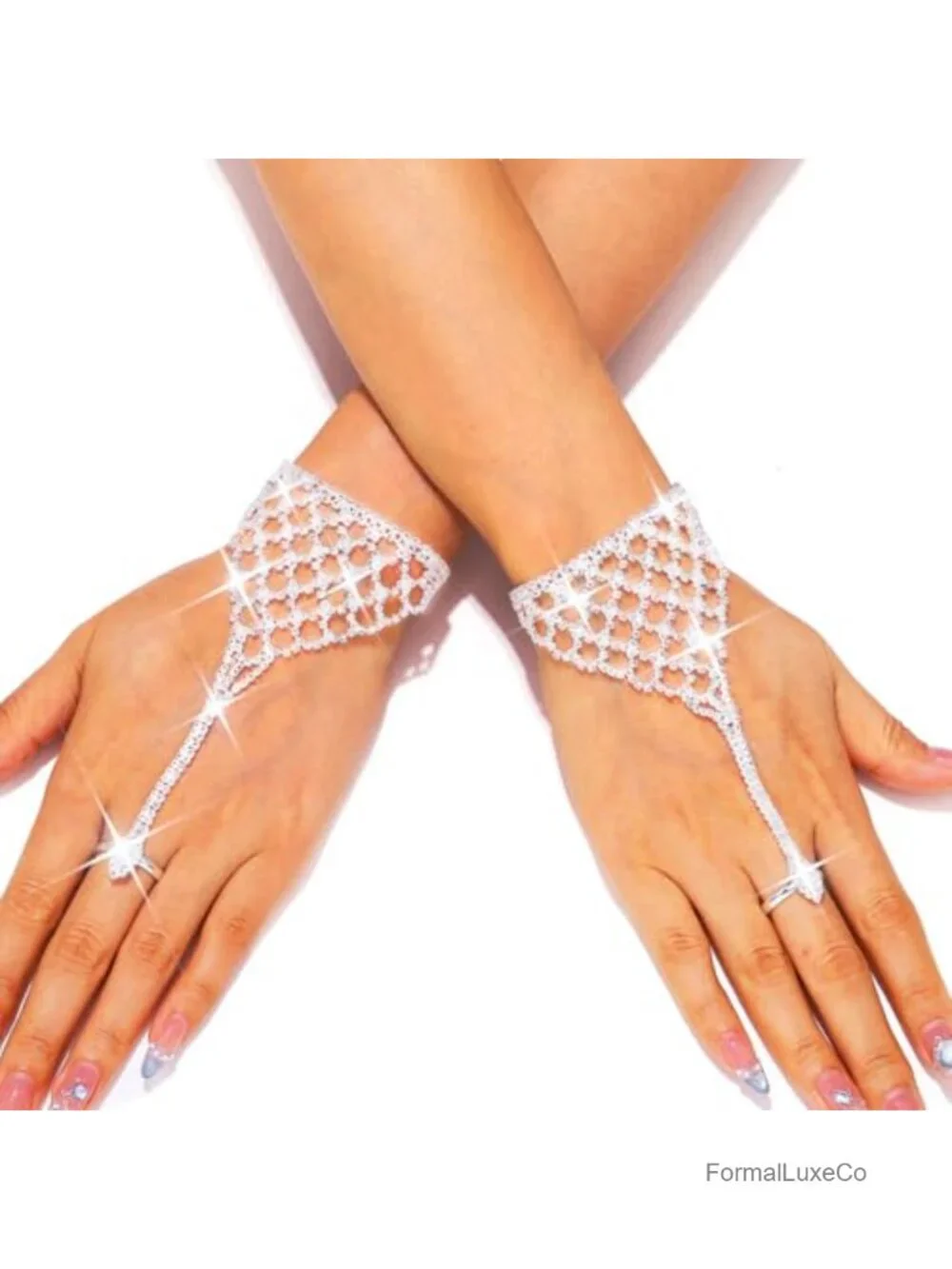 Rhinestone Fingerless Gloves with Adjustable Chain for Wedding Party